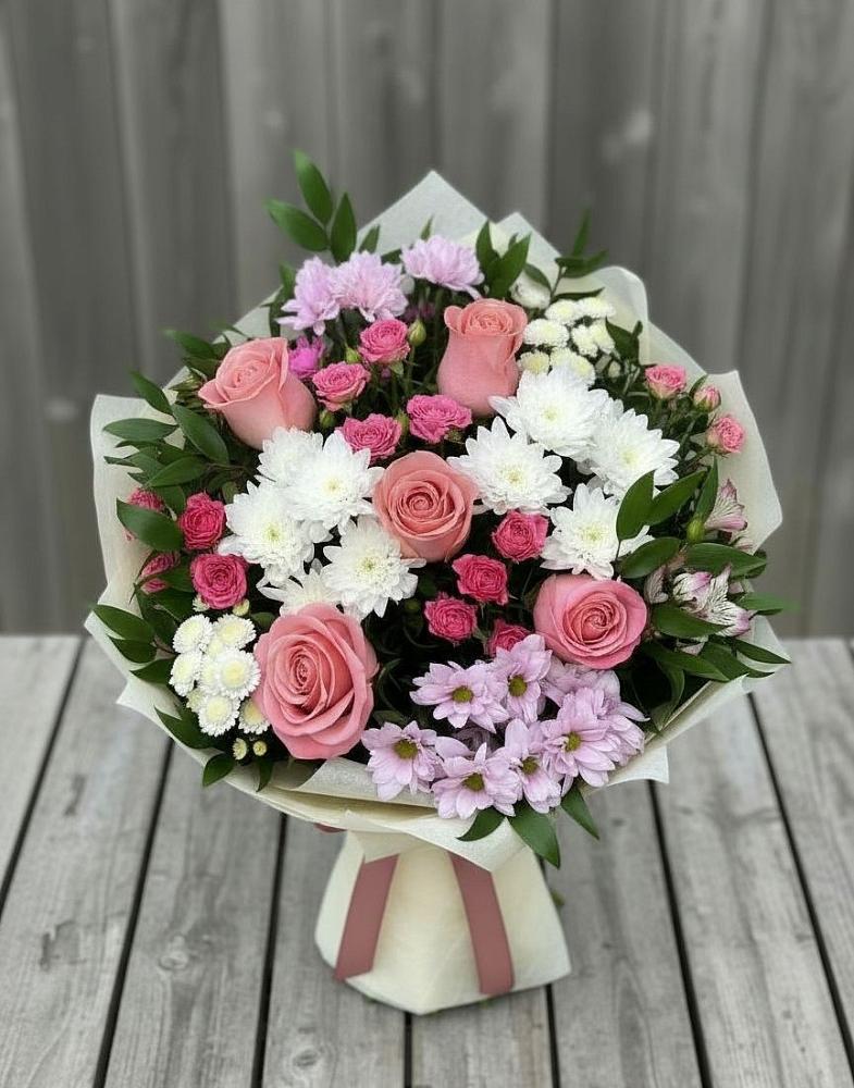 Букет цветов из: Альстромерии, Гвоздики, Розы и Хризантемы в Шарыпово