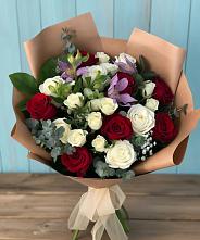 Букет цветов из:  Розы и Альстромерии в Шарыпово