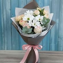 Букет цветов из:  Хризантемы и Розы в Шарыпово
