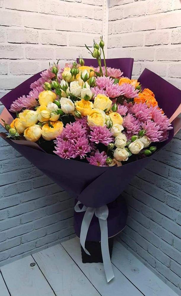 Букет цветов из: Хризантемы и Розы в Шарыпово