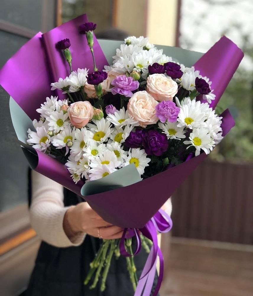 Букет цветов из: Хризантемы, Гвоздики и Розы в Шарыпово