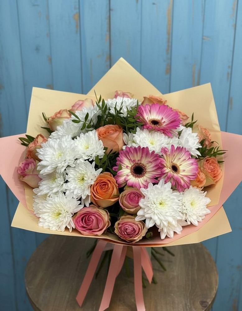 Букет цветов из: Розы, Герберы и Хризантемы в Шарыпово