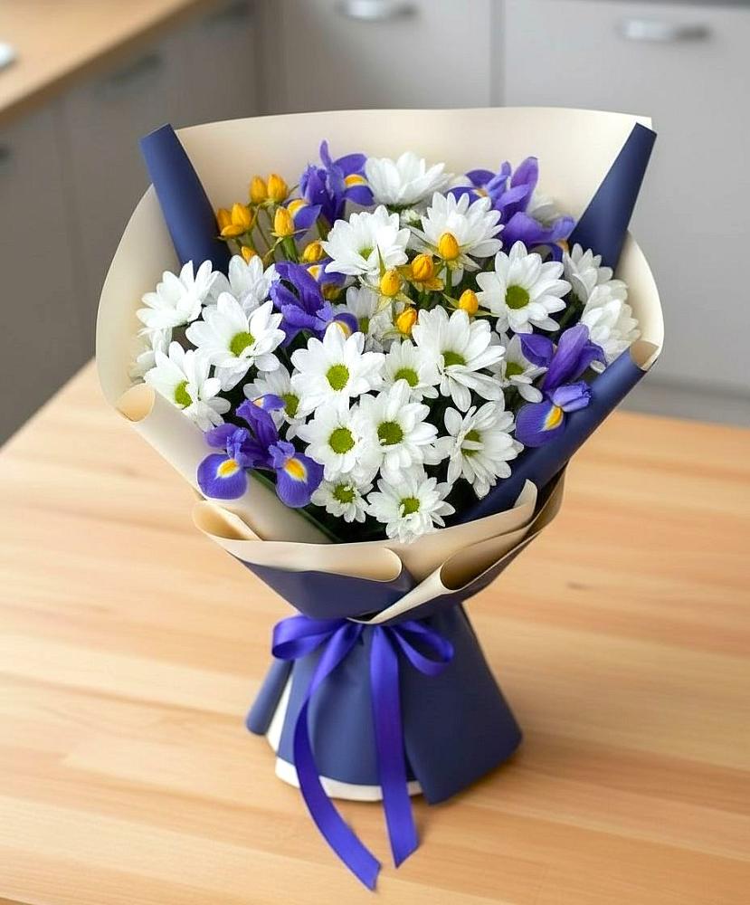 Букет цветов из: Розы, Ирисы и Хризантемы в Шарыпово