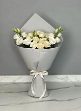 Букет цветов из:  Розы и Лизиантусы в Шарыпово